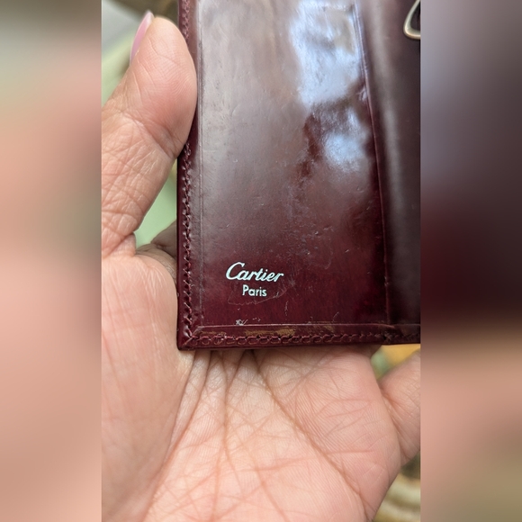 Cartier leathear 6 key ring holder - Picture 4 of 8
